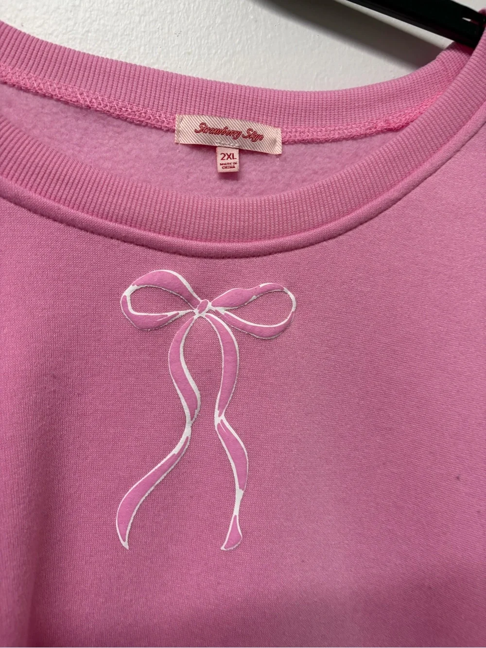Cute 2XL Pink Bow Sweatshirt